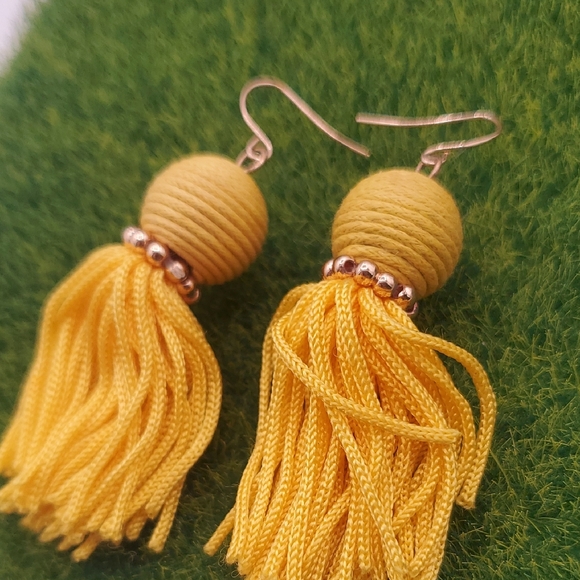 Jewelry - Yellow Tassel Earrings‎ E913